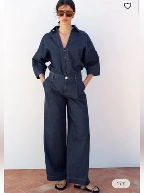 NEW ZARA High-waisted trousers
DARK INDIGO 
Size 2 EUR 34 
🚨FIRM PRICE